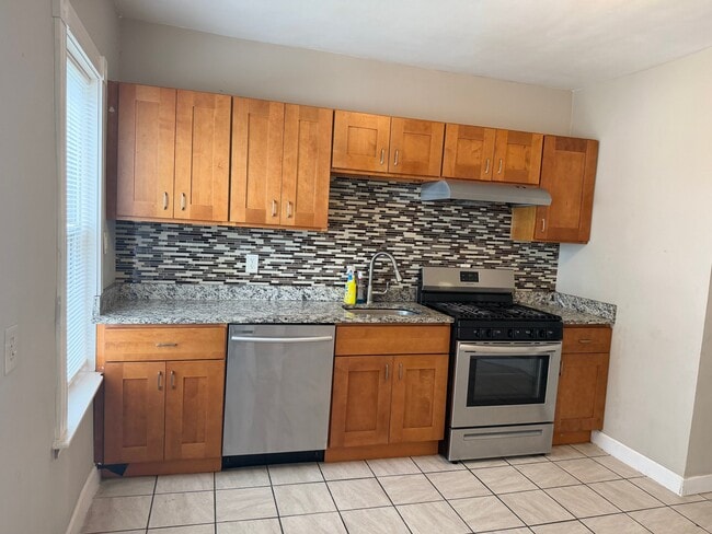 12 Fairmont Pl