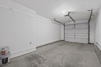 405 Hidden Shrs Ct in Virginia Beach, VA - Building Photo - Building Photo