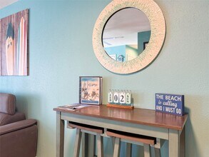 3506 Cove View Blvd in Galveston, TX - Building Photo - Building Photo