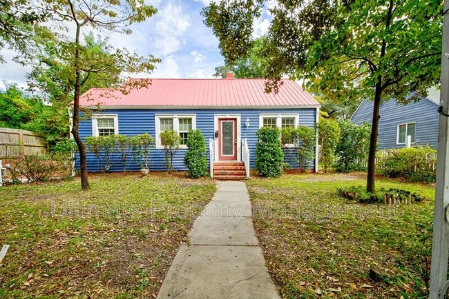 property at 2113 Jackson St