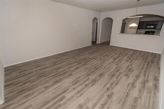 3229 Primrose Dr in Texas City, TX - Building Photo - Building Photo