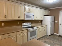 1247 Carriage Dr photo'