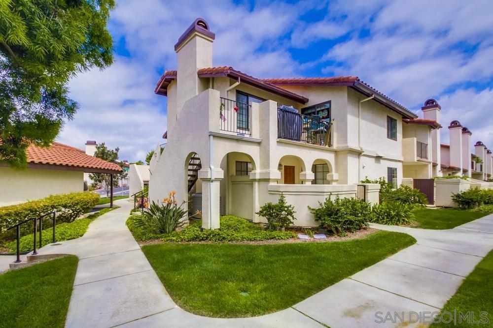 4175 Porte De Merano in San Diego, CA - Building Photo
