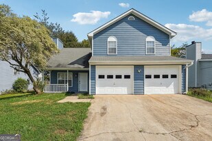 3758 Westchase Dr in Marietta, GA - Building Photo