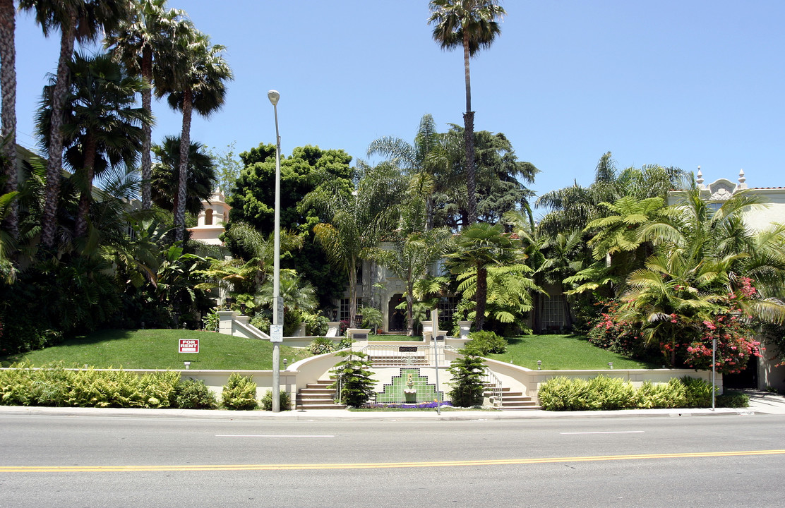 El Palacio in West Hollywood, CA - Foto de edificio