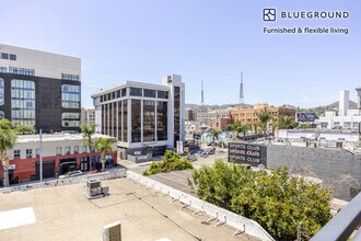 1617 Cosmo St in Los Angeles, CA - Building Photo - Building Photo