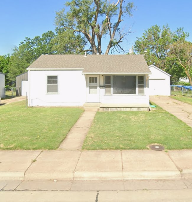 property at 2619 Morton St