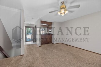 2405 S Capri St in Wichita, KS - Building Photo - Building Photo