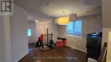 119 Romina St in Ottawa, ON - Building Photo - Building Photo