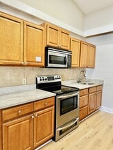 826 Wiggins Pass Rd in Naples, FL - Building Photo - Building Photo