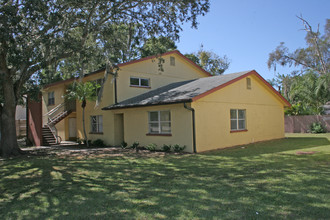 251 N Tuttle Ave in Sarasota, FL - Building Photo - Building Photo