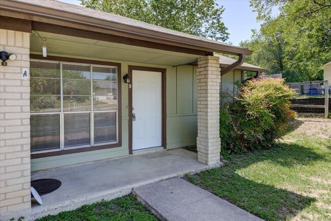 113 Meteor Dr in Austin, TX - Building Photo - Building Photo
