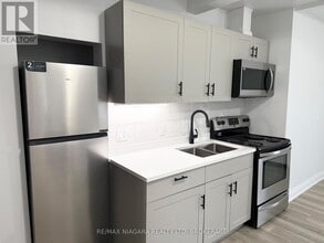 4711 River Rd in Niagara Falls, ON - Building Photo - Building Photo