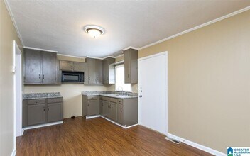 1401 Heflin Ave W in Birmingham, AL - Building Photo - Building Photo