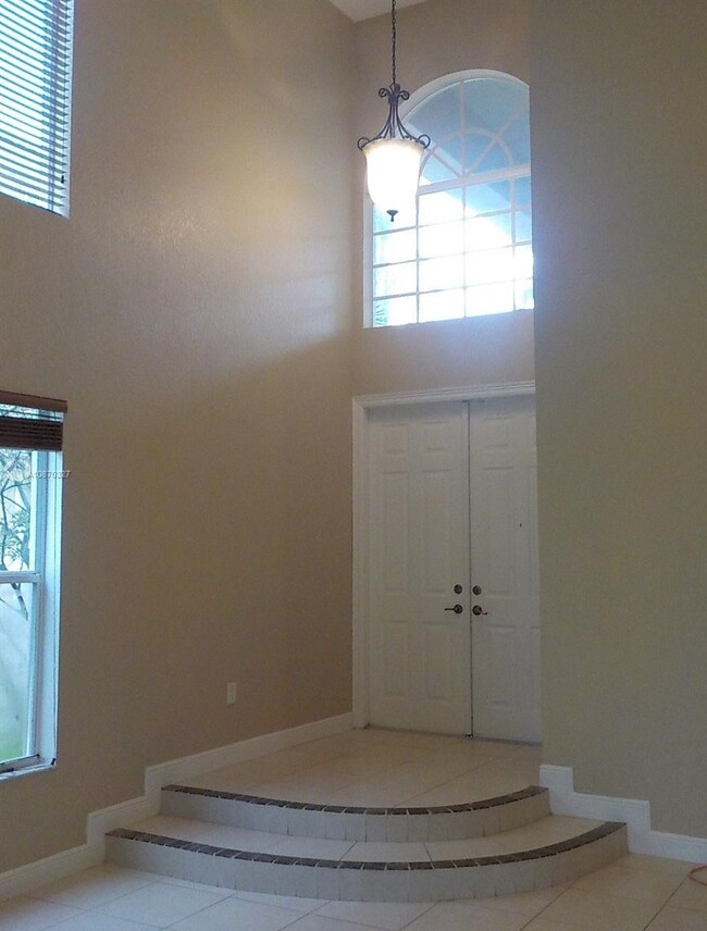 17404 SW 47th Ct in Miramar, FL - Foto de edificio - Building Photo