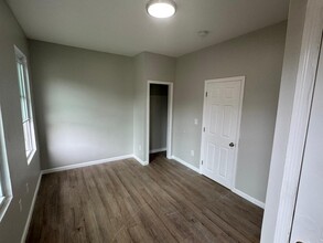 35 Benkard Ave in Newburgh, NY - Building Photo - Building Photo