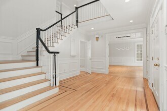5 Winthrop Hill in Weston, CT - Building Photo - Building Photo
