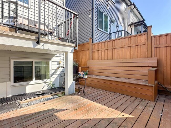 24302-2101A 101a Ave in Maple Ridge, BC - Building Photo - Building Photo