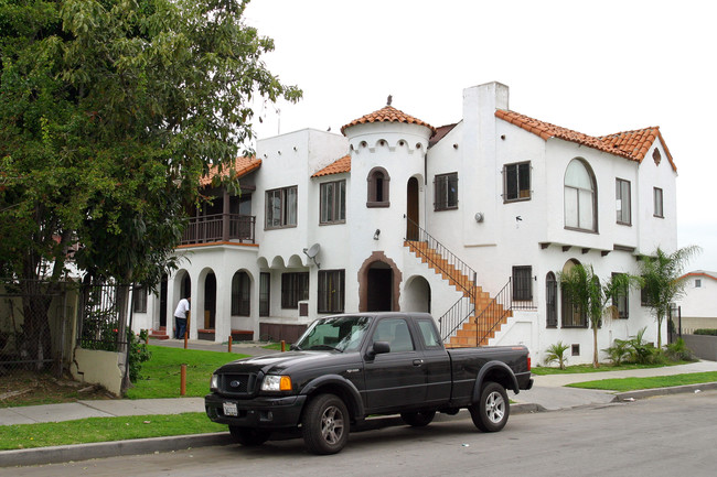 1725 Lewis Ave in Long Beach, CA - Building Photo - Building Photo