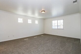 1346 La Guardia Cir in Lincoln, CA - Building Photo - Building Photo