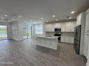 725 Margaritaville Ave in Daytona Beach, FL - Building Photo - Building Photo