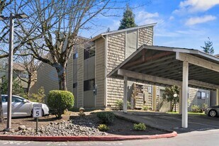 2020 Grant Ave S in Renton, WA - Building Photo