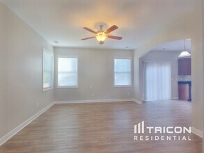806 Simones Ct in Statesville, NC - Building Photo - Building Photo