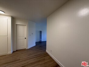 1743 9th St in Santa Monica, CA - Building Photo - Building Photo