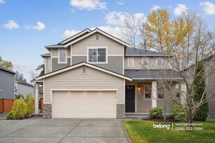 16112-16181 81 Ave E in Puyallup, WA - Building Photo