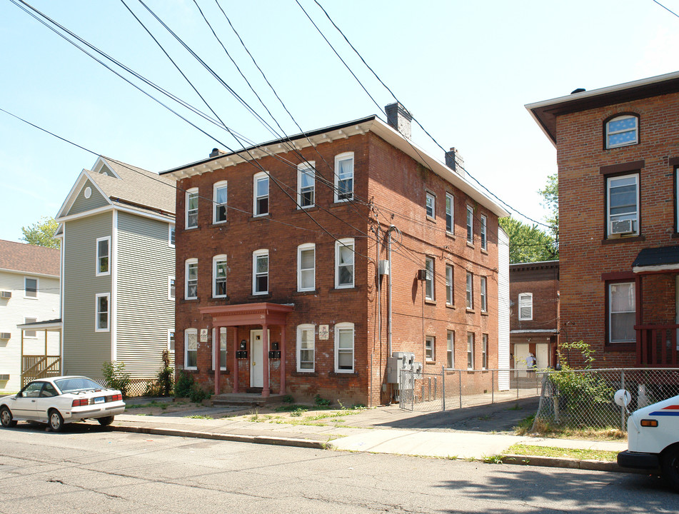 26-28 Putnam St in Hartford, CT - Foto de edificio