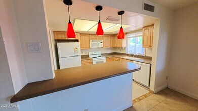 1953 E Orion St in Tempe, AZ - Foto de edificio - Building Photo