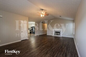 792 Pine Shoals Ct in Atlanta, GA - Building Photo - Building Photo