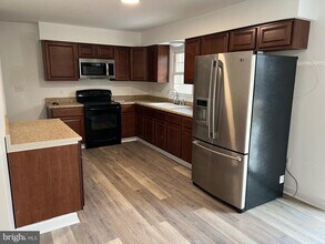 2504 Butlers Chapel Rd in Martinsburg, WV - Building Photo - Building Photo