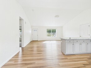 1771 Dallas Dr in North Pole, AK - Building Photo - Building Photo