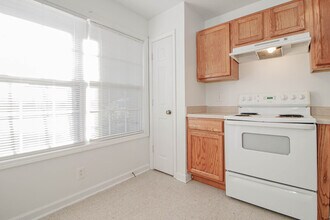 299-A4 Raleigh Dr in Clarksville, TN - Building Photo - Building Photo