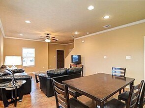 3380 Keefer Loop in College Station, TX - Building Photo - Building Photo