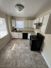 2408 Moerlein Ave in Cincinnati, OH - Foto de edificio - Building Photo