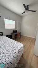 1113 NW 11th Pl in Fort Lauderdale, FL - Building Photo - Building Photo
