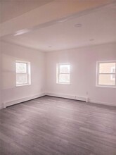 1471 Straight Path, Unit D2 in Wyandanch, NY - Building Photo - Building Photo