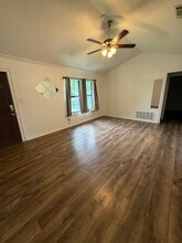 727 Circle Dr in Arlington, TX - Building Photo - Building Photo