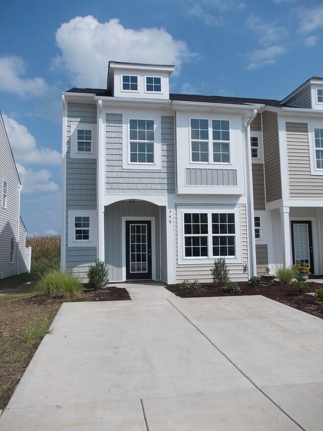 property at 340 Halton Crossing Dr SW
