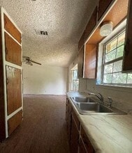 5804 Rosalyn Dr in Watauga, TX - Building Photo - Building Photo