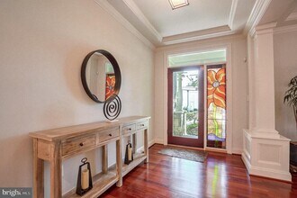 4501 Walsh St in Chevy Chase, MD - Foto de edificio - Building Photo