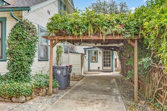 1306 Reddy Ave in Medford, OR - Building Photo - Building Photo