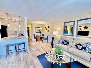 300 Monroe Ave in Cape Canaveral, FL - Building Photo - Building Photo