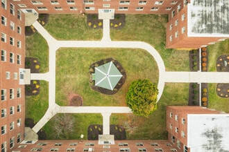 The Huntington in Fort Wayne, IN - Building Photo - Building Photo