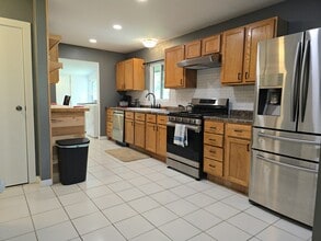 32487 K Ave in Adel, IA - Building Photo - Building Photo