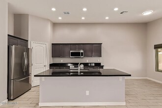 15461 S 47th Pl in Phoenix, AZ - Building Photo - Building Photo