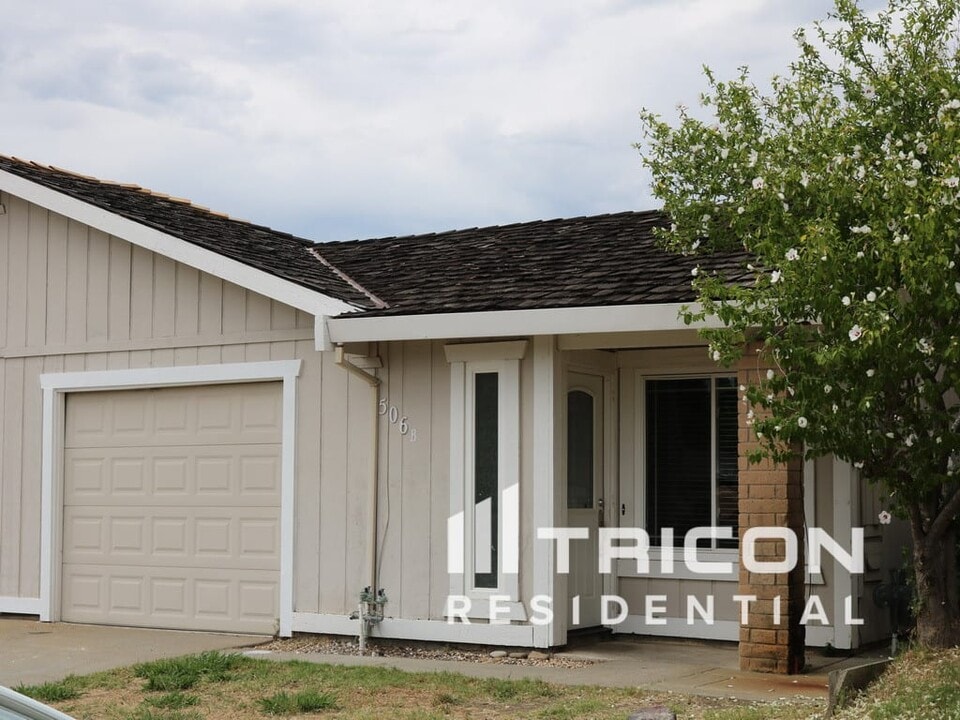 506 Hyacinth Ct in Roseville, CA - Building Photo