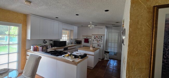 5406 Godfrey Rd in Parkland, FL - Building Photo - Building Photo